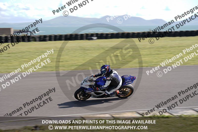 anglesey no limits trackday;anglesey photographs;anglesey trackday photographs;enduro digital images;event digital images;eventdigitalimages;no limits trackdays;peter wileman photography;racing digital images;trac mon;trackday digital images;trackday photos;ty croes